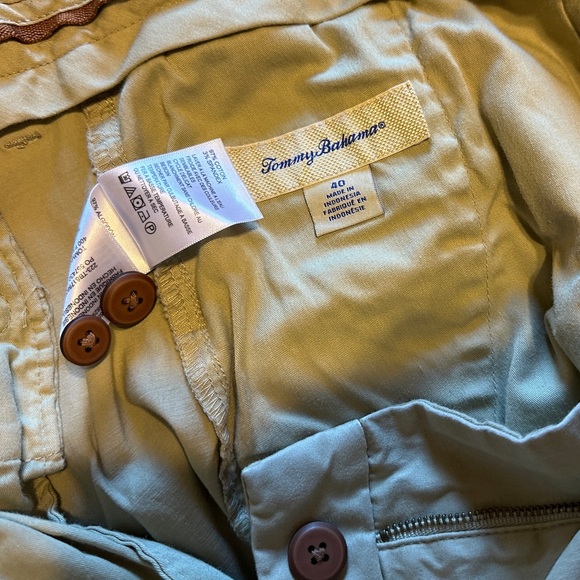 NWOT Tommy Bahama Khaki Chino Shorts - Picture 5 of 5